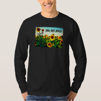 愛されているひまわり Tシャツ