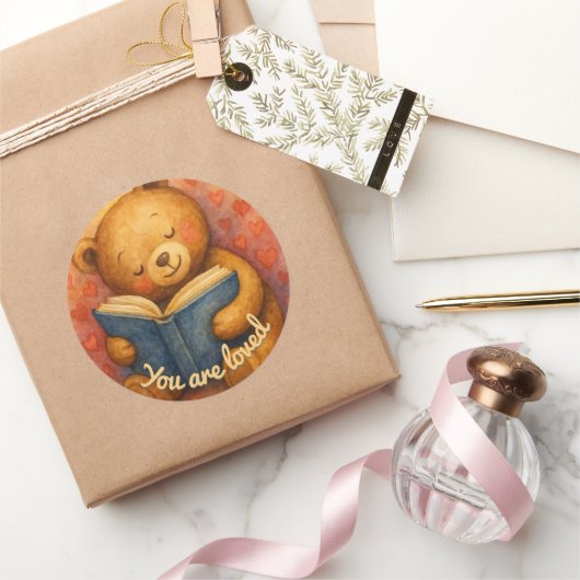 愛されている – かわいいクマの丸いステッカー ラウンドシール (ギフト)