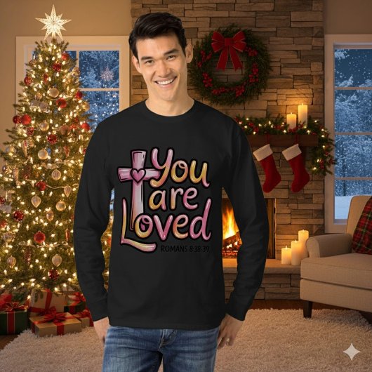愛されている クリスチャン男性用Tシャツ Tシャツ