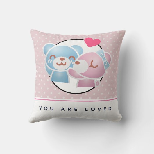 愛されるキスをする熊の水玉模様 クッション (裏面)