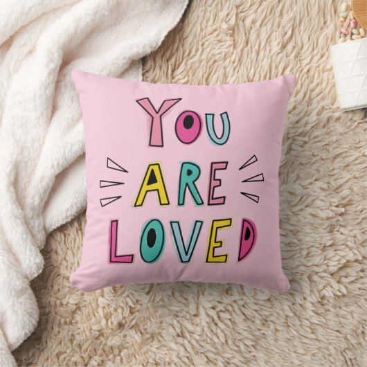 愛されるピンクやる気を起こさせる引用文 クッション (ブランケット)