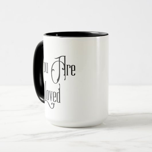 愛される マグカップ (正面左)