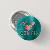 愛される 缶バッジ (正面&裏面)