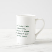愛しおもしろいた女性の退職 ボーンチャイナマグカップ (右)