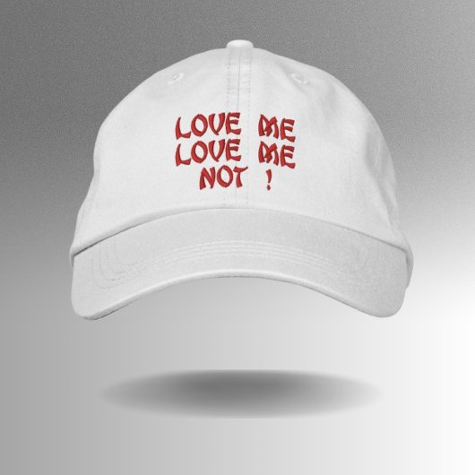 「愛してよ、愛してない」バレンタインデー 刺繍入りキャップ