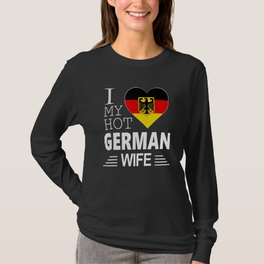 愛してる！ドイツ人妻 ドイツの国旗 Tシャツ (正面)