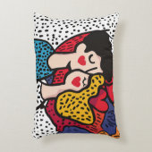 愛しポップ・アートのた夫婦のロマンチックなイラストレーション アクセントクッション (正面(垂直))