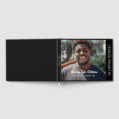 愛しモダンた記憶の灰色の黒い写真 ゲストブック (全面)