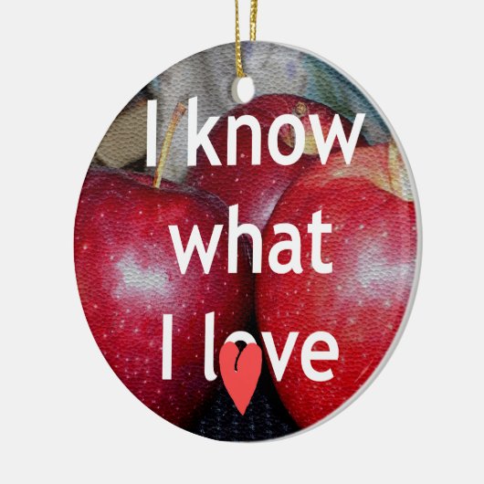 「愛するものを知っている」 - Appleをテーマにしたデザイン セラミックオーナメント (左)