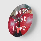 「愛するものを知っている」 - Appleをテーマにしたデザイン ラウンド壁時計 (傾斜)