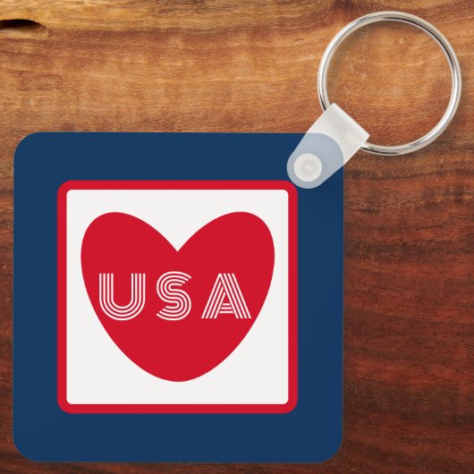 愛するアメリカ愛国的赤白青シンプルハート キーホルダー (裏面)
