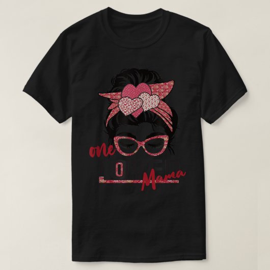 . .愛するママのメッシー・バングラス母親の贈り物バレンティ Tシャツ (デザイン正面)