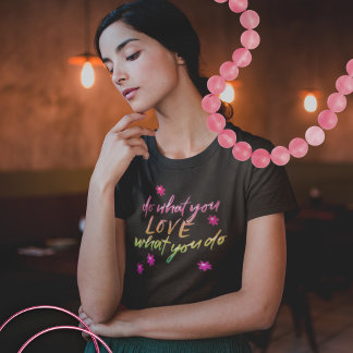 愛するメッセージを実行す感動的る Tシャツ