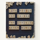 愛する人々が物を使う、言前向き葉 ノートブック (裏面)