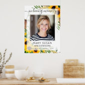 愛する人の思い出の写真 ヒマワリのウェルカムサイン ポスター (キッチン)