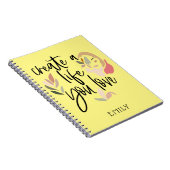 愛する人生を作るインスパイア引用文名イエロー ノートブック (右側)