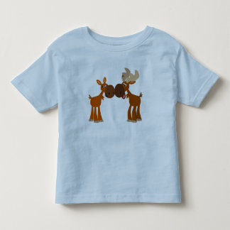 愛する子どもたちTシャツ姿のかわいい漫画ムース夫婦 トドラーTシャツ