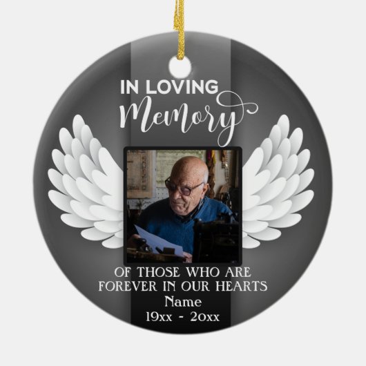 『愛する思い出のカスタム写真』で、名前とメッセージ セラミックオーナメント (裏面)