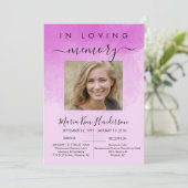 愛する思い出の中で葬儀記念ピンクの写真 招待状 (スタンド正面)