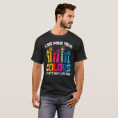 愛する真の色彩を見る手の自閉症Awa Tシャツ (正面フル)