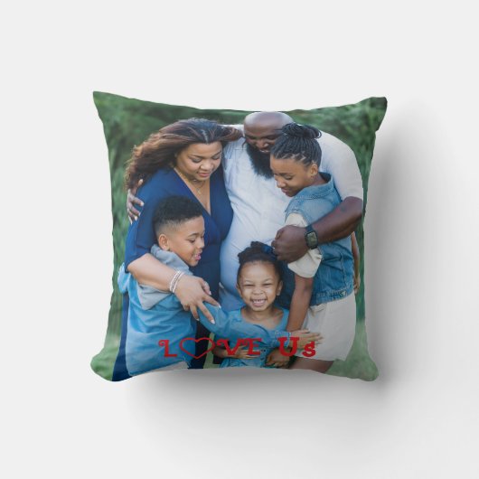 「愛する私たち」家族の写真それをパーソナライズ クッション (正面)