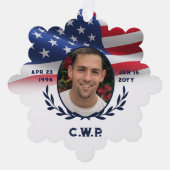 愛する記憶のアメリカ国旗の楕円形の写真 オーナメントカード (正面)