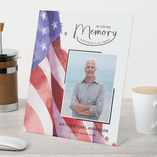愛する記憶の中でアメリカ国旗の葬儀メモリアル 台座サイン (インサイチュ)