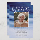 愛する記憶の中でネイビーブルー写真追悼葬儀 招待状 (正面/裏面)