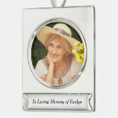 愛する記憶の中でパーソナライズされた記念碑 シルバープレートバナーオーナメント (左)