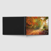 愛する記憶の中で秋森林葬儀の哀悼 ゲストブック (全面)