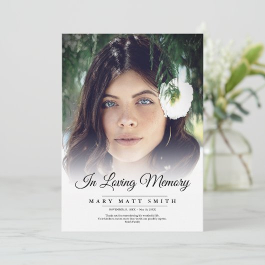 愛する記憶の中で葬儀の写真悔やみや弔慰悲しみの損失 サンキューカード (スタンド正面)