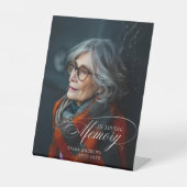 「愛する記憶の中」写真葬儀記念碑 台座サイン (正面)