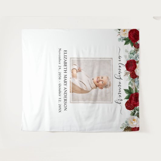 愛する記憶の写真赤い白いバラの記念碑 タペストリー (正面(横))