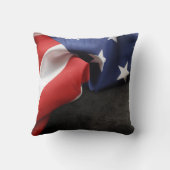 愛する記憶の愛国国旗の悔やみや弔慰写真 クッション (裏面)