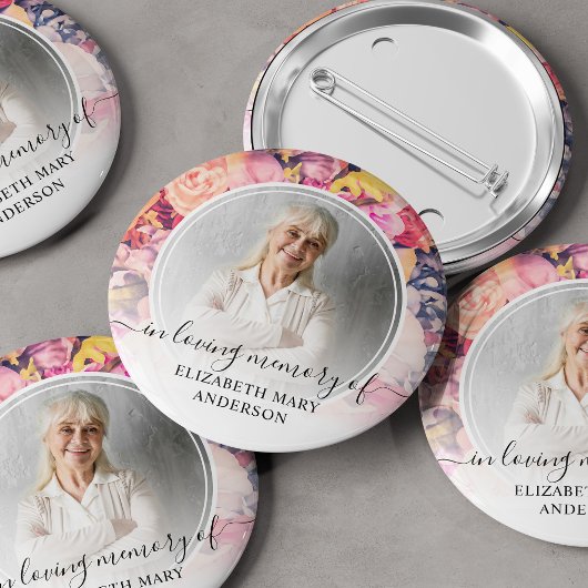 愛する記憶の葬儀の明るいフローラ写真 缶バッジ