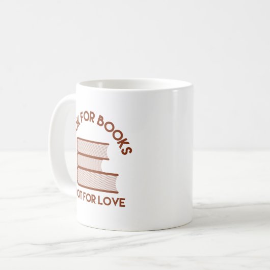 愛ではなく本を探す コーヒーマグカップ (正面左)