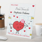 愛でシャワーを浴びる – ブライダルシャワー: 台座サイン (インサイチュ)