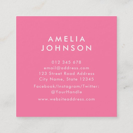 愛で作られた点在するピンクのハート紙吹雪 スクエア名刺 (裏面)