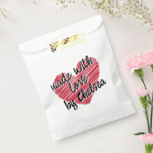 愛で作られた赤い串ハート フェイバーバッグ (封をした状態)