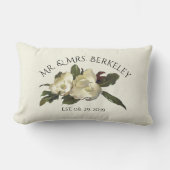 愛で – ヴィンテージマグノリアスのカスタムウェディングギフト ランバークッション (正面)