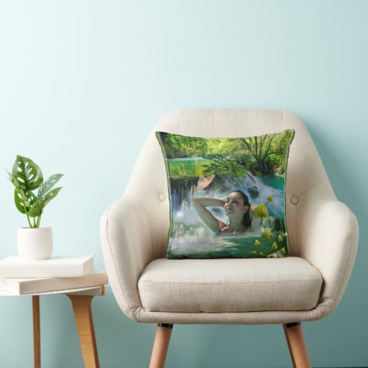 愛とは クッション (椅子)