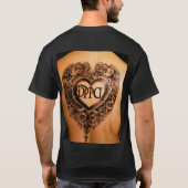 愛とインク:ハートタトゥーティーはっきりした魂 Tシャツ (裏面)