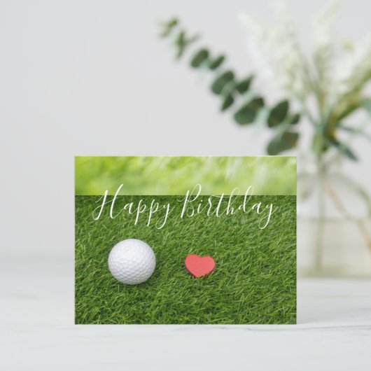 愛とゴルフボールを持つゴルファーへのハッピーバースデー ポストカード (スタンド正面)