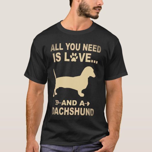 愛とダックスフンドがあればそれでいい Tシャツ (正面)