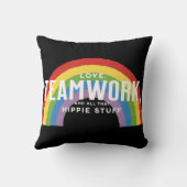 愛とチームワークとヒッピー物 クッション (裏面)