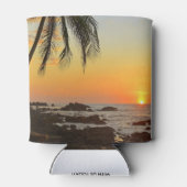 愛とビーチ結婚式の日の好意 缶クーラー (裏面)