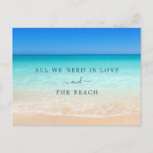 愛とビーチ結婚式日付を保存 ポストカード (正面)