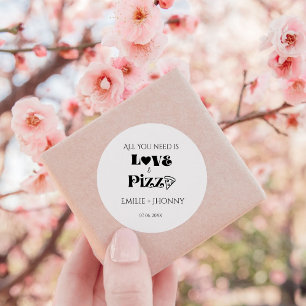 愛とピザがあればそれでいい!結婚前のお祝いパーティー ラウンドシール