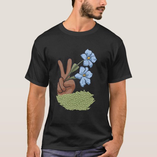 愛と優しさを広げる花のピースサイン かわいい Tシャツ (正面)