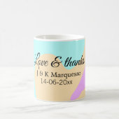 愛と感謝していカラフル大理石結婚の名前 コーヒーマグカップ (中央)